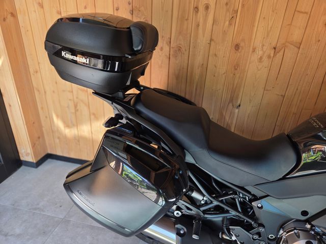 kawasaki - versys-1000-grand-tourer