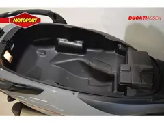Piaggio MP3 500 HPE Sport ABS ASR 2018 occasion – foto 13 van 14