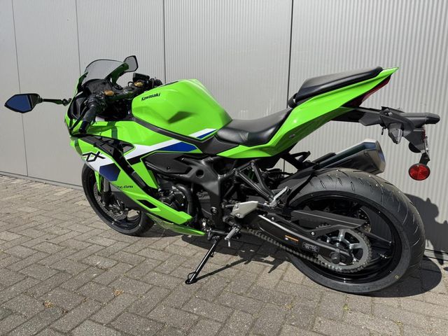 kawasaki - ninja-zx-4rr