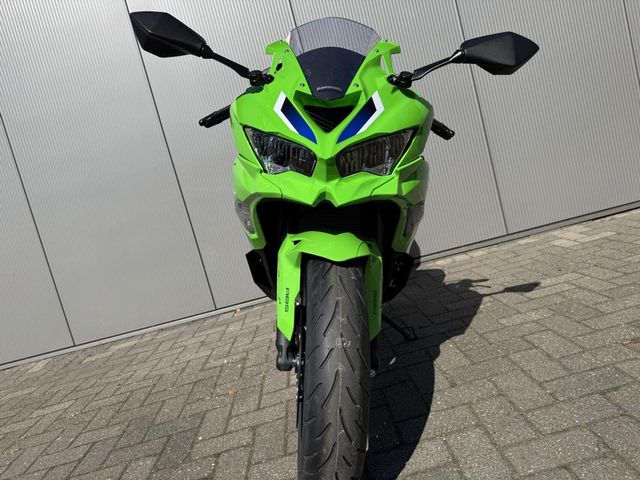kawasaki - ninja-zx-4rr