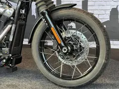 Harley-Davidson Fxbb Street BOB Laced Wheels - Solid Color van € 20.845,- voor &# 2026 nieuw – foto 6 van 13