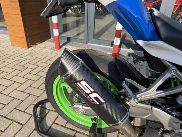 kawasaki - ninja-zx-4rr-40th-anniversary-edition