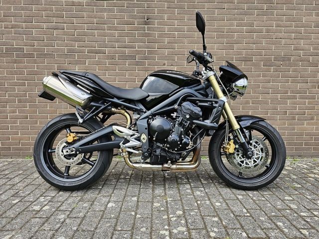 triumph - street-triple-675
