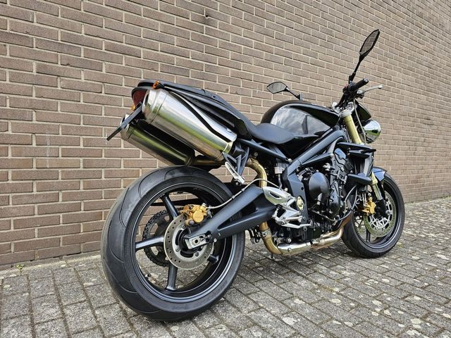triumph - street-triple-675