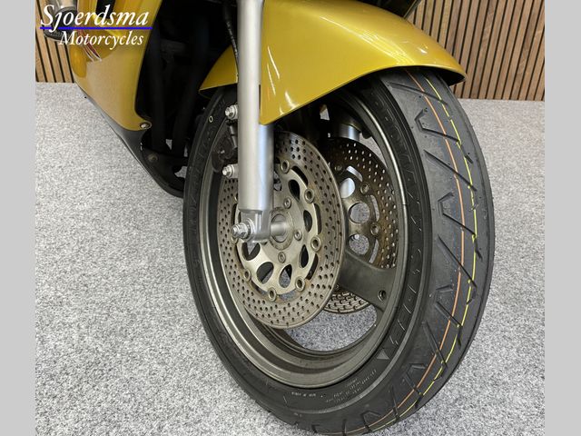 suzuki - gsx-600-f