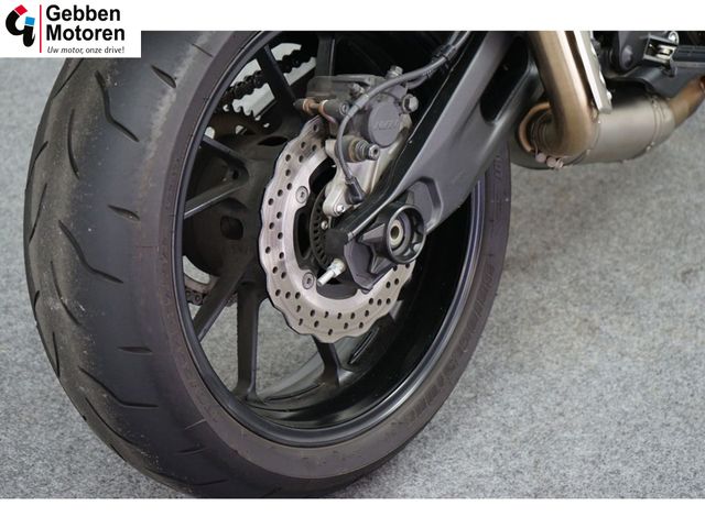 yamaha - xsr-700-abs