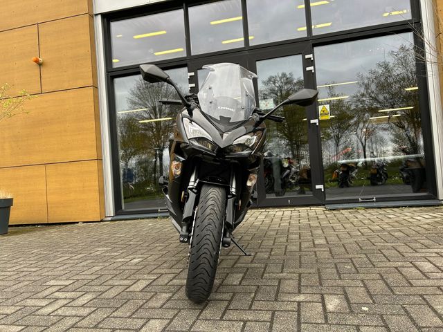kawasaki - z-1000-sx-abs