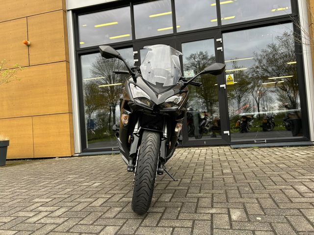 kawasaki - z-1000-sx-abs