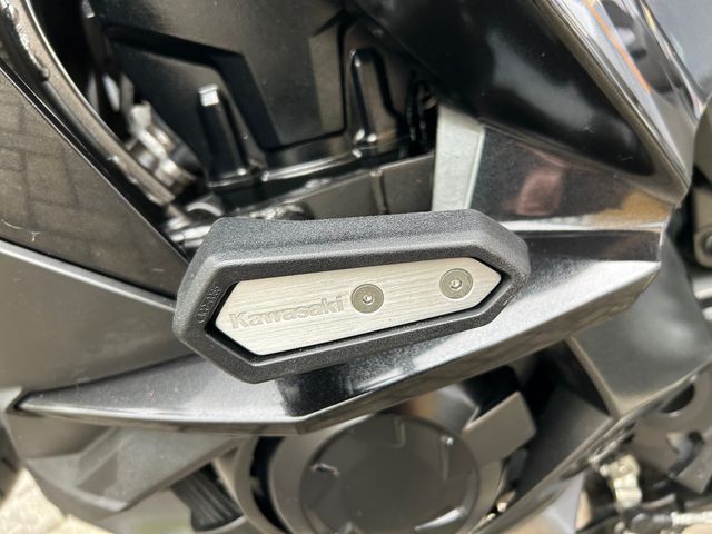 kawasaki - z-1000-sx-abs