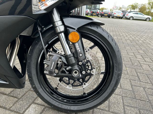kawasaki - z-1000-sx-abs