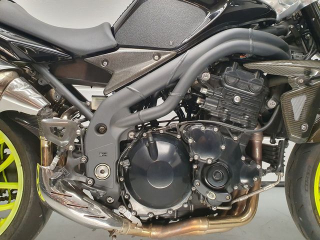 triumph - speed-triple-1050