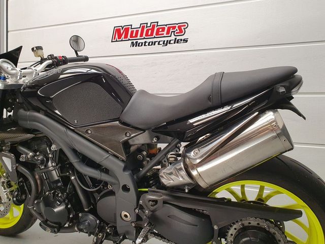 triumph - speed-triple-1050