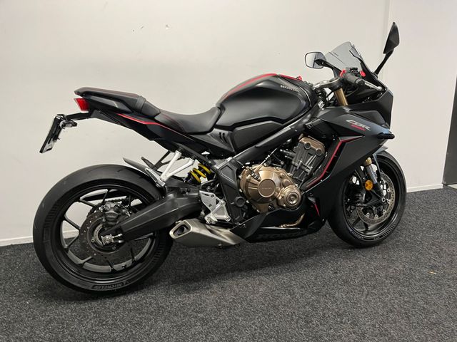 honda - cbr-650-r