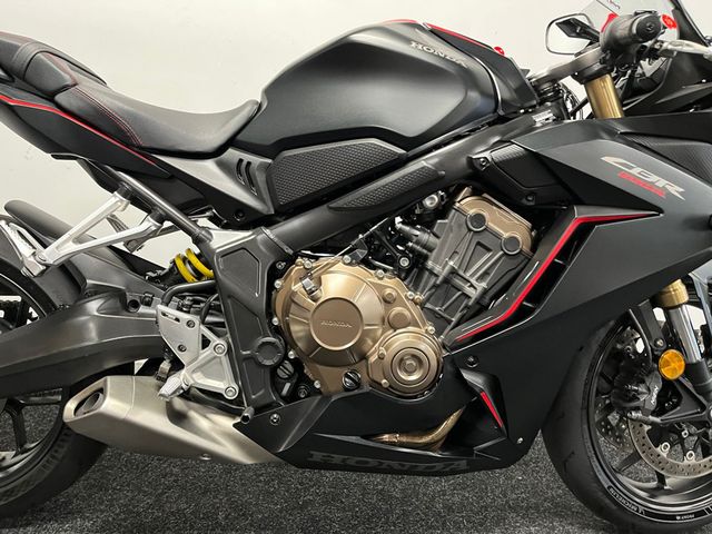 honda - cbr-650-r