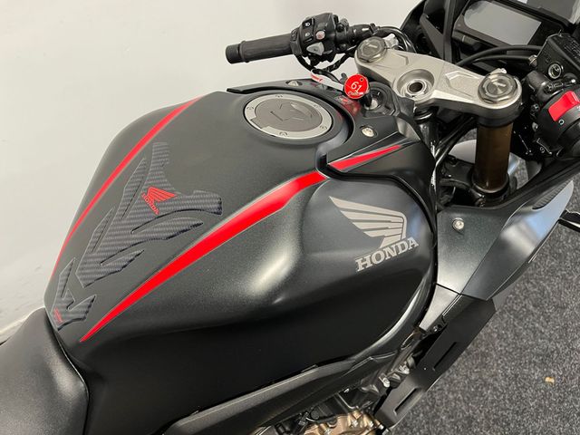 honda - cbr-650-r
