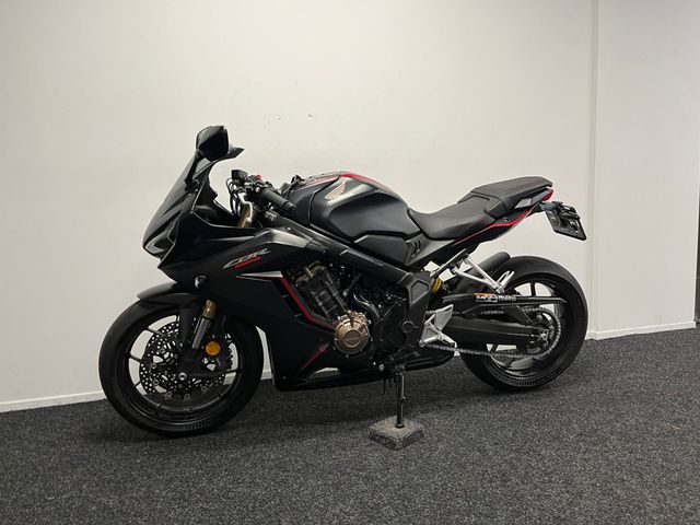 honda - cbr-650-r