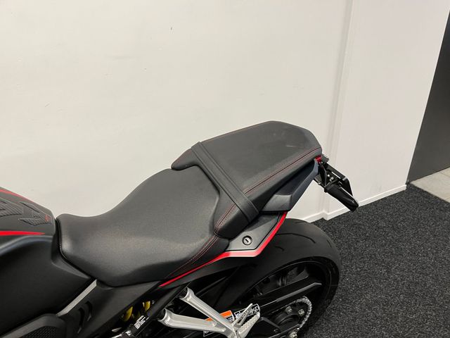 honda - cbr-650-r