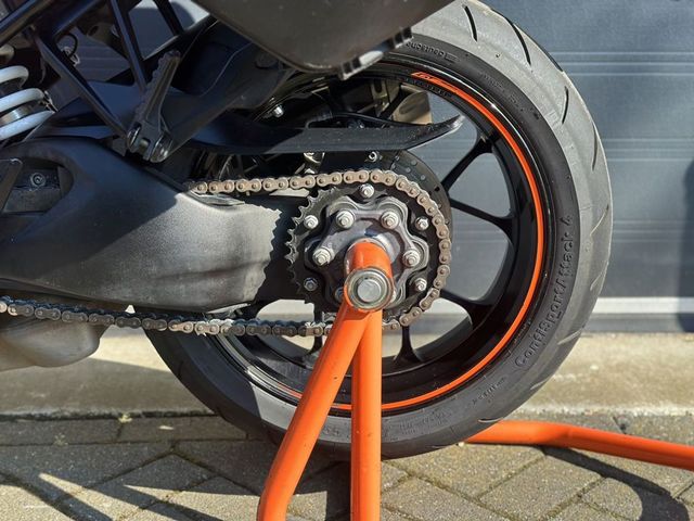 ktm - 1290-super-duke-gt