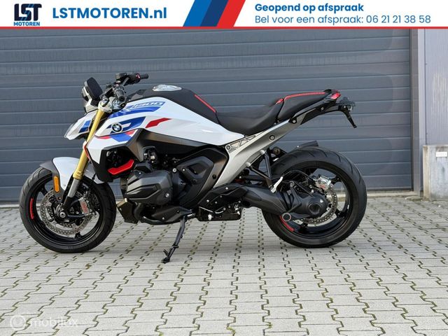 bmw - r-1300-r