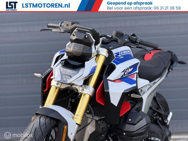 bmw - r-1300-r