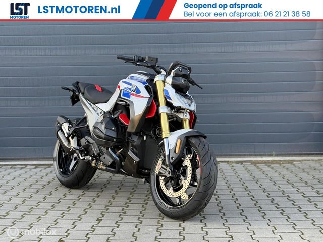 bmw - r-1300-r