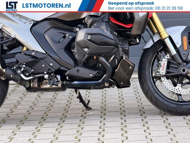 bmw - r-1300-r