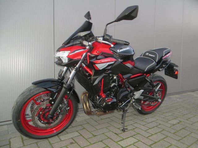 kawasaki - z650