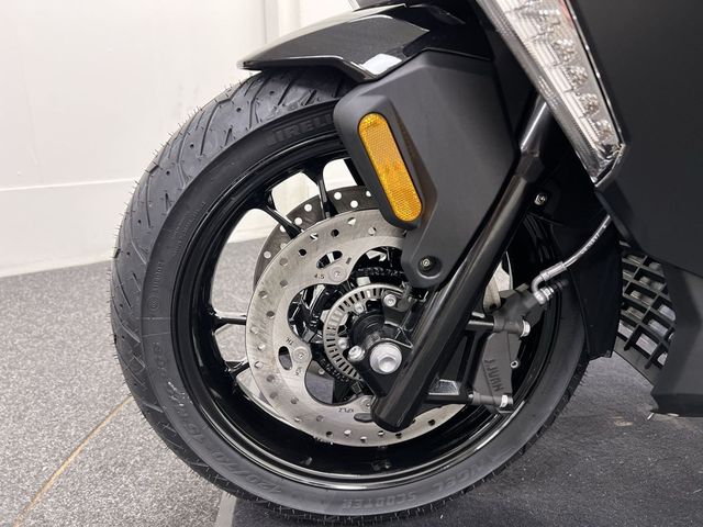 bmw - c-400-gt
