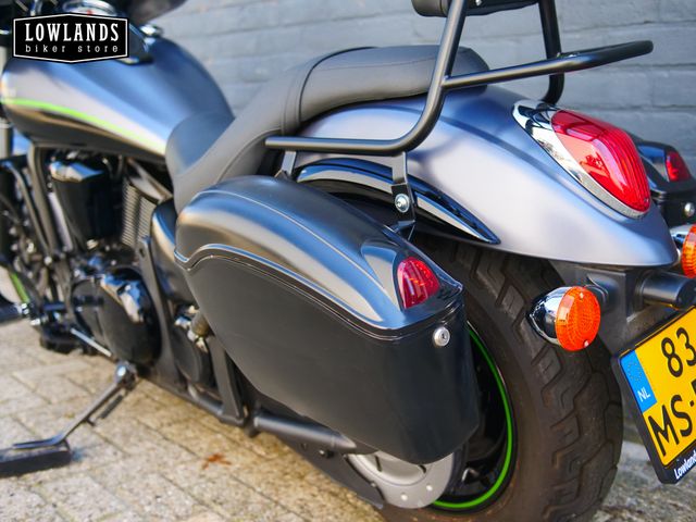 kawasaki - vn-900-custom