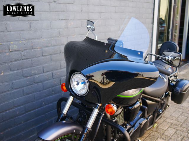 kawasaki - vn-900-custom
