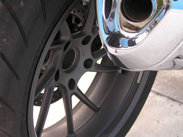 bmw - r-1200-r