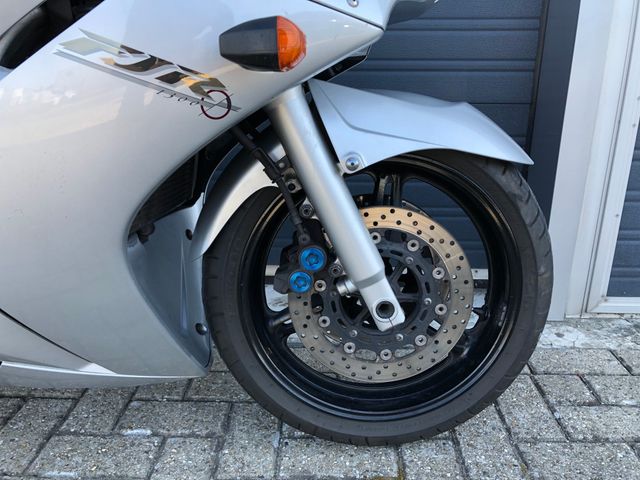 yamaha - fjr-1300