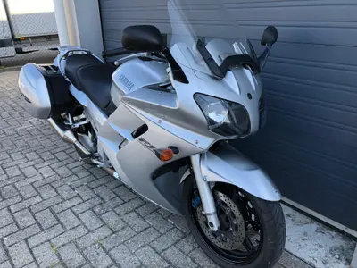 YAMAHA FJR 1300 – foto 2