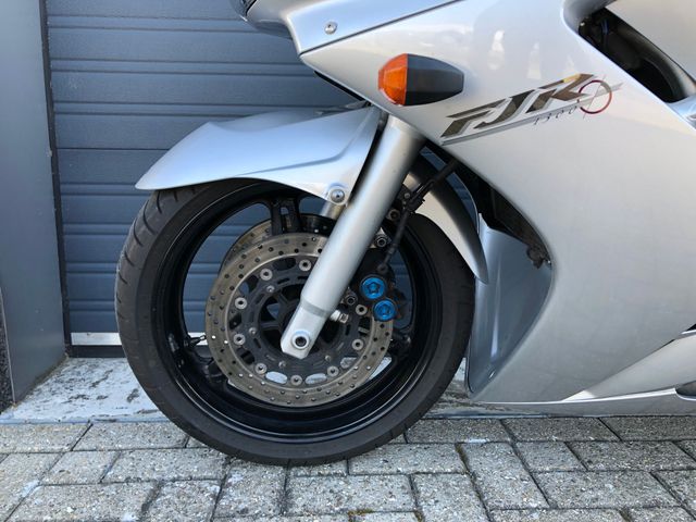 yamaha - fjr-1300