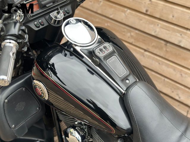harley-davidson - electra-glide-ultra-classic-flhtcui