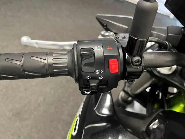 kawasaki - z650