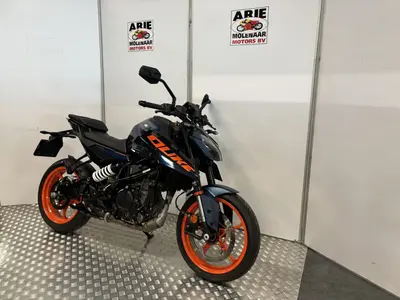 KTM 125 DUKE – foto 2