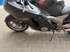 Honda CBR 1100  XX Super Blackbird 2000 occasion – foto 3 van 8