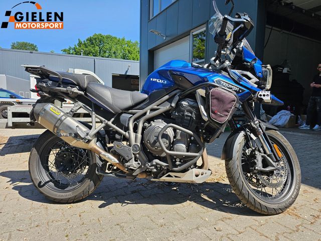 triumph - tiger-explorer-xcx