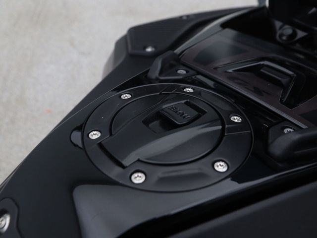 bmw - r-1300-gs-adventure