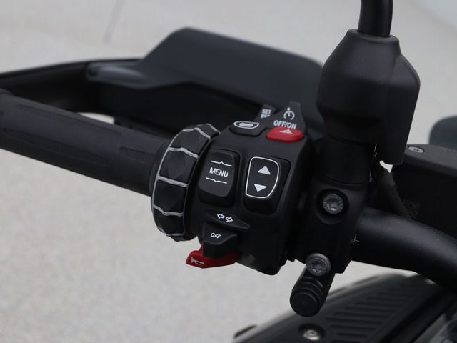 bmw - r-1300-gs-adventure