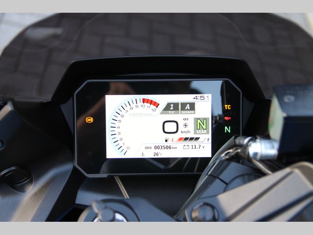 suzuki - gsx-8r