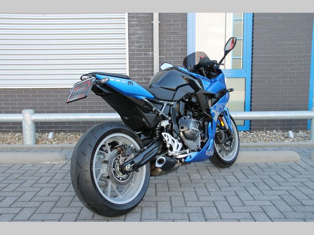 suzuki - gsx-8r