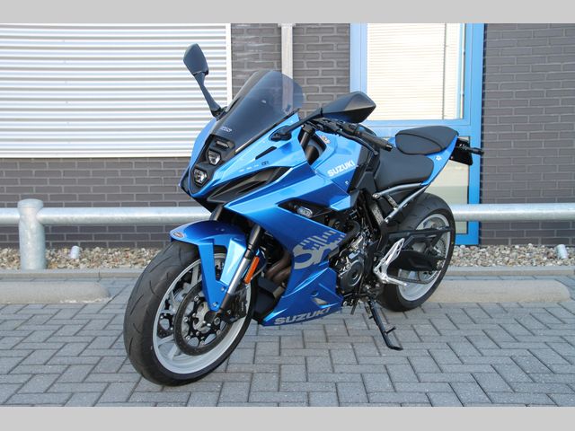 suzuki - gsx-8r