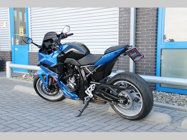 suzuki - gsx-8r