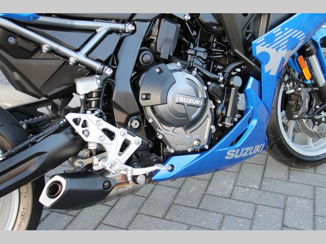 suzuki - gsx-8r