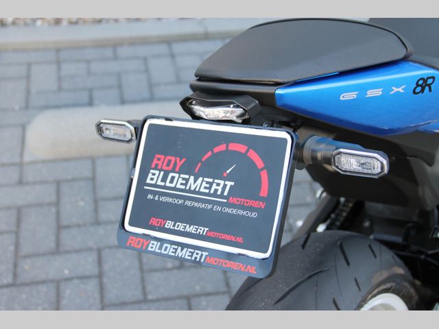 suzuki - gsx-8r