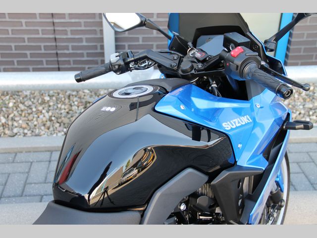 suzuki - gsx-8r