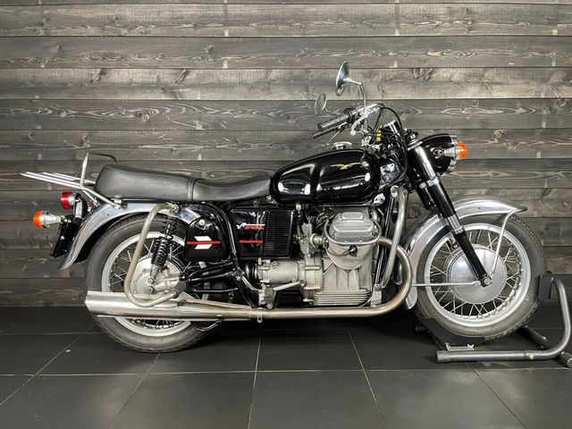 moto-guzzi - v-7-special