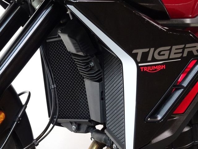 triumph - tiger-900-gt